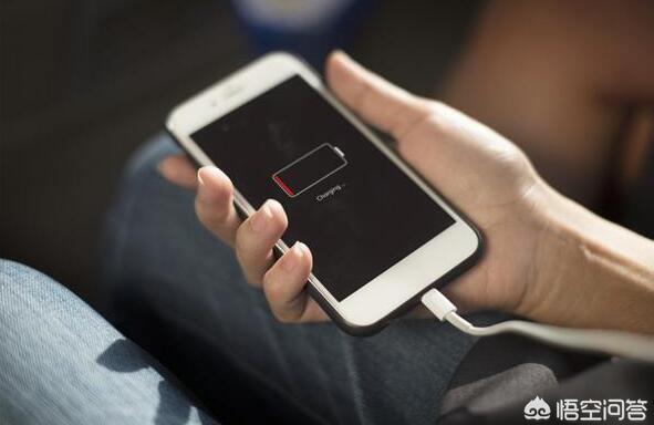 智能手机现在电池越来越不经用，你知道手机充电的正确姿势吗？